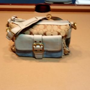 *Price Firm* Coach 7063 Baguette